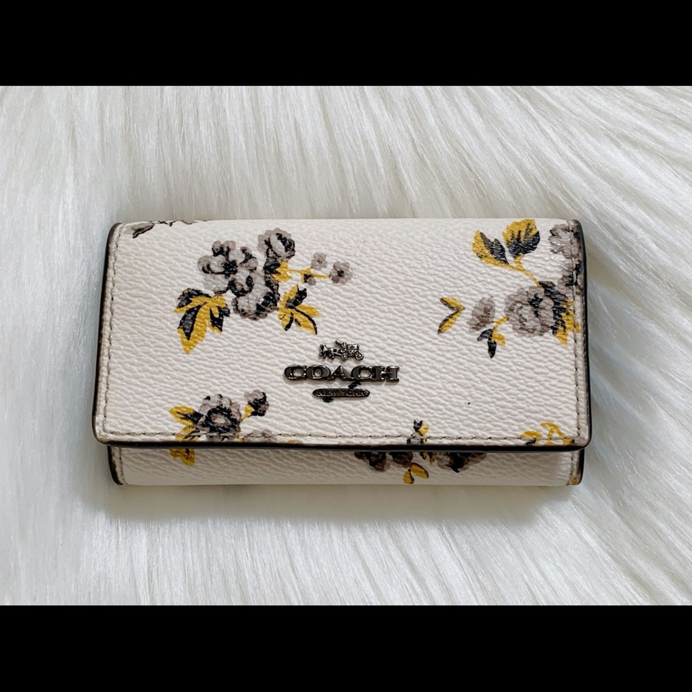 SOLD Coach Prairie 6 Ring Key Holder